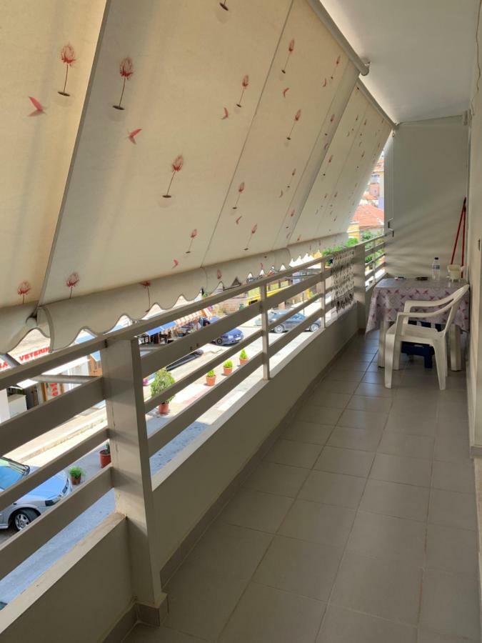 Marinela Apartment Sarandë Esterno foto